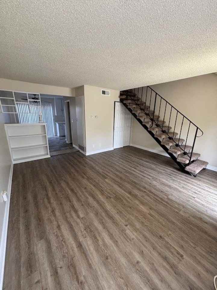 Silverwood Apartments (587) - Photo 3 of 22