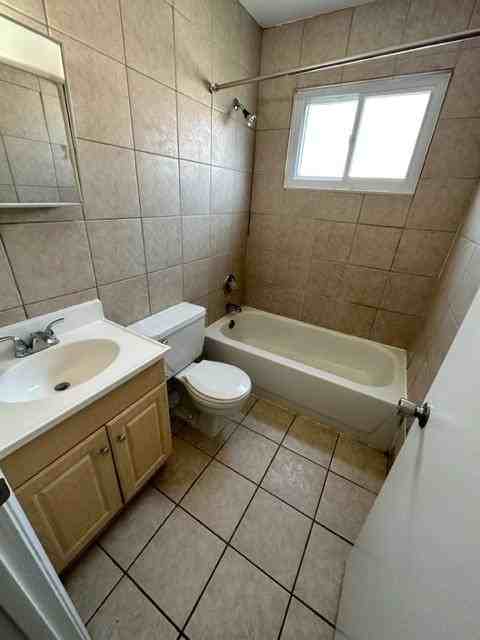 4342 Newport Rd - Photo 5 of 7