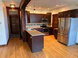 featured image of 806 N Monroe St