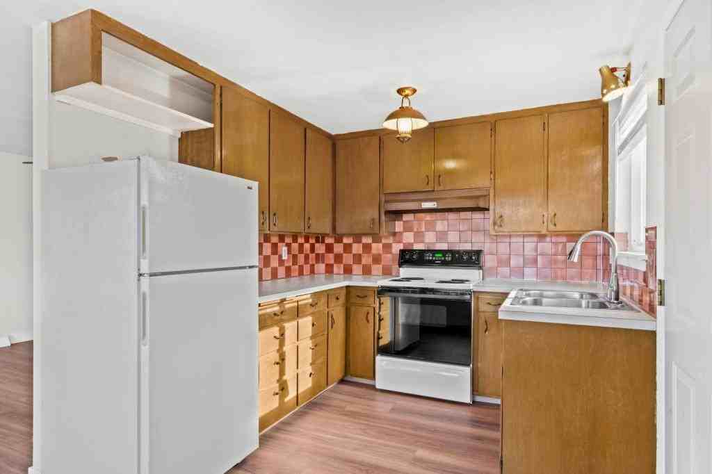 3314 Butternut Dr - Photo 3 of 11