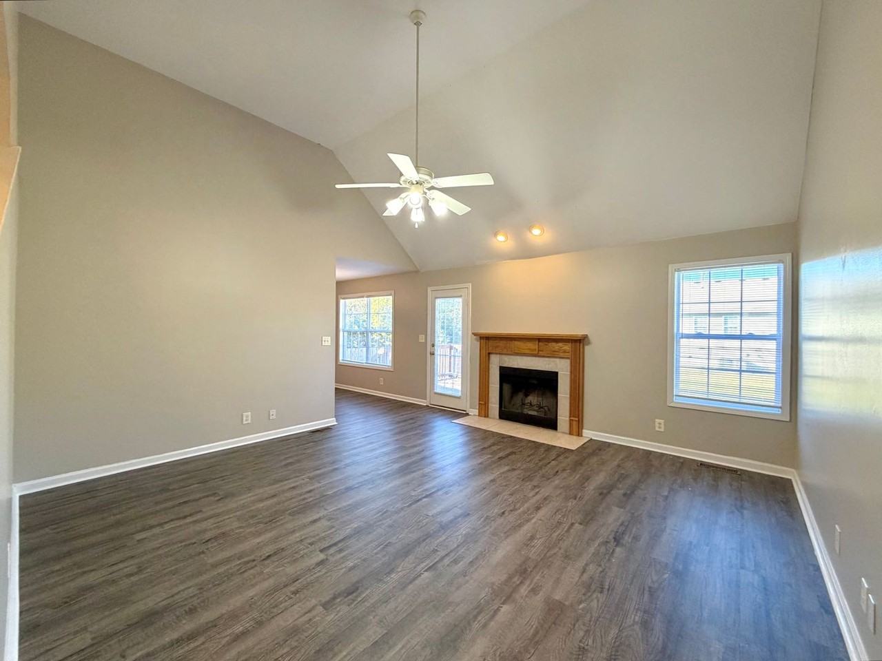 265 Senator Dr - Photo 2 of 40