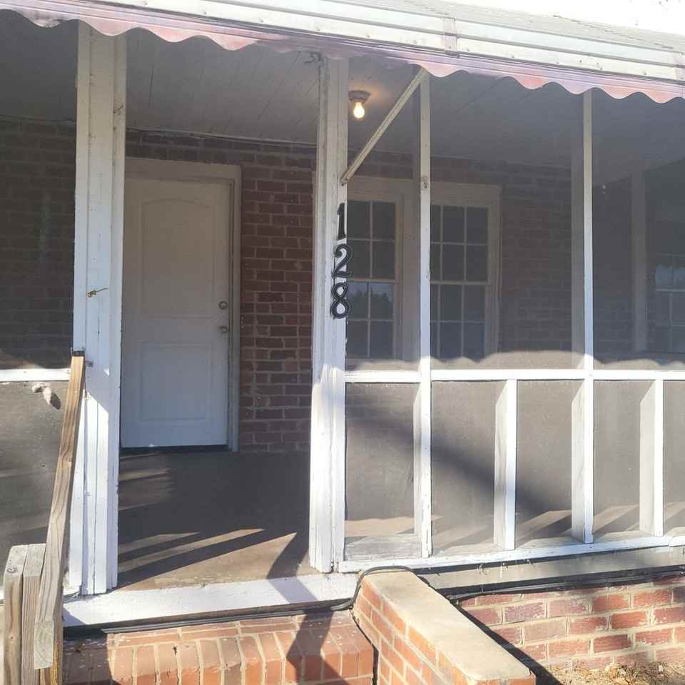 128 Wrightsville Ave - Photo 3 of 17