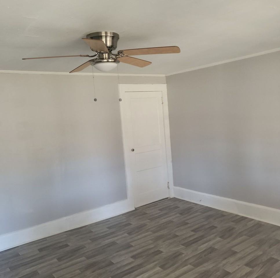 128 Wrightsville Ave - Photo 4 of 17