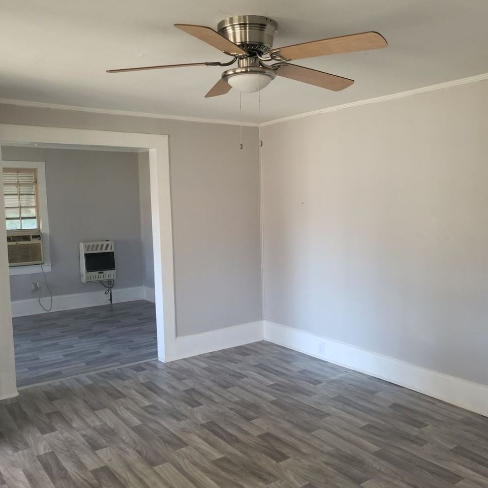 128 Wrightsville Ave - Photo 5 of 17