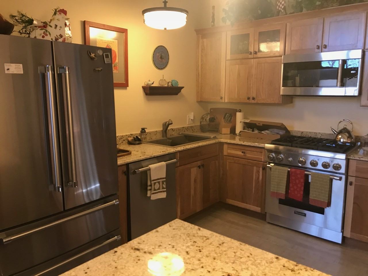 2031 N Country Club Dr - Photo 2 of 11