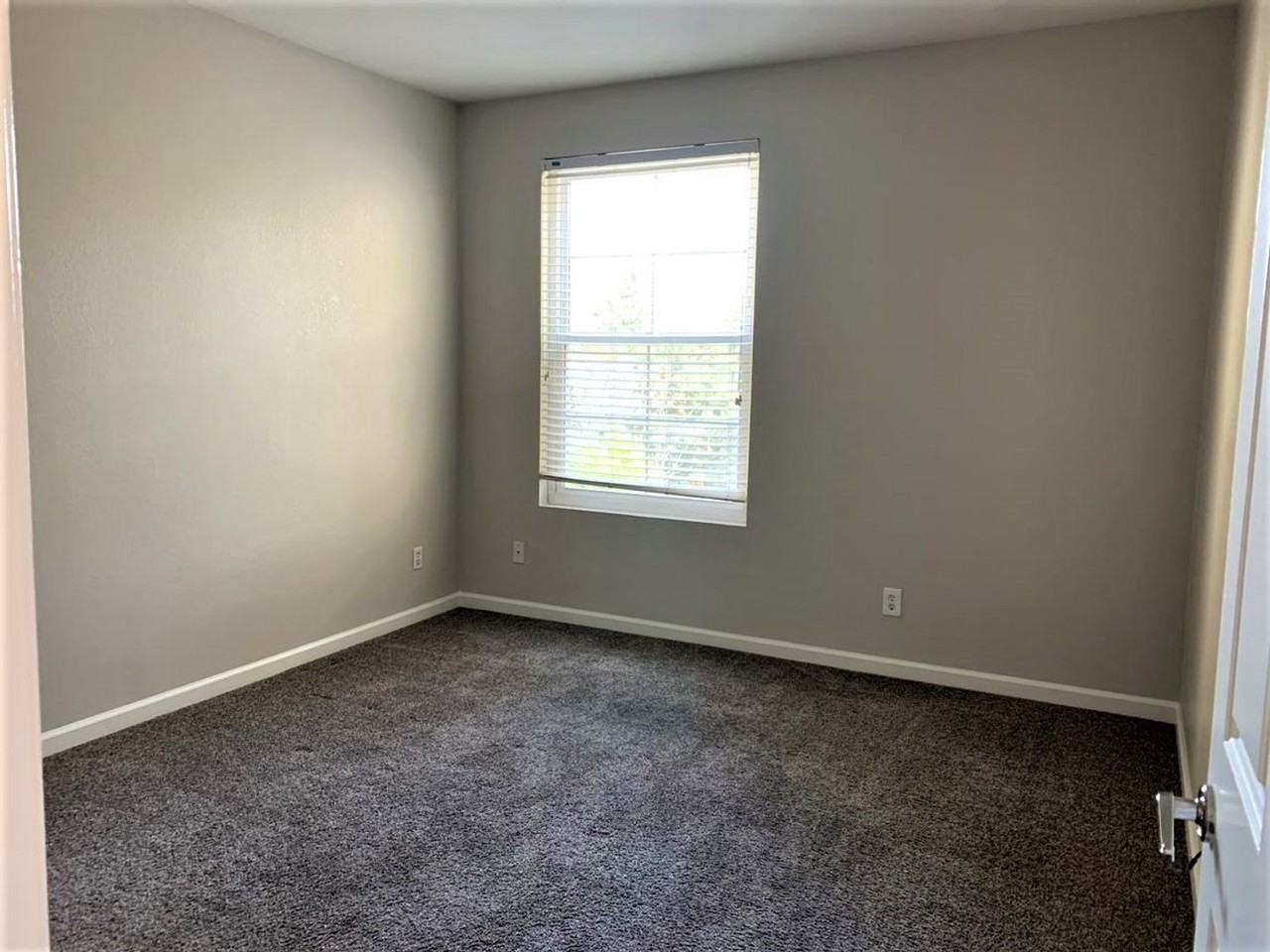 10911 Sabre Hill Dr #360 - Photo 3 of 35