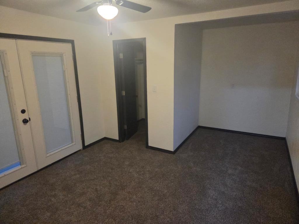 119 Delaware St - Photo 2 of 10