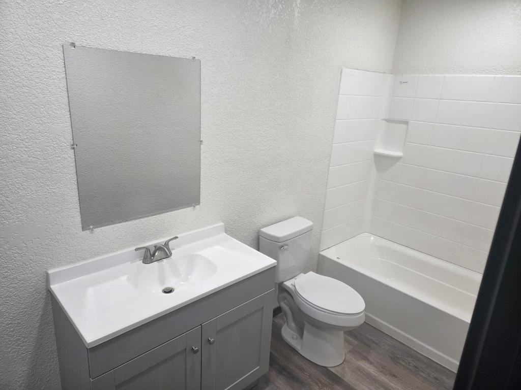 119 Delaware St - Photo 4 of 10