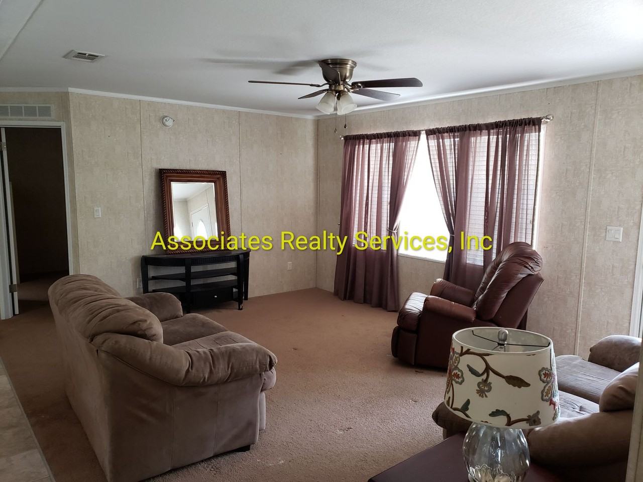 15906 Nw County Road 231 - Photo 4 of 24