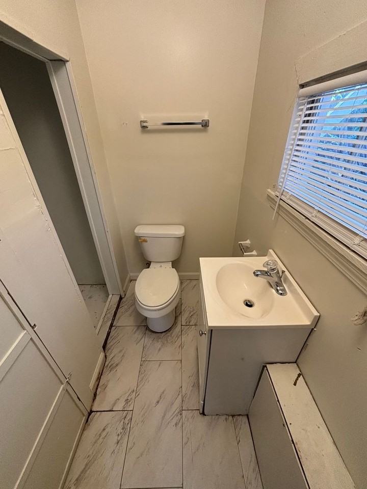 119 Hannon Mill Rd - Photo 3 of 8