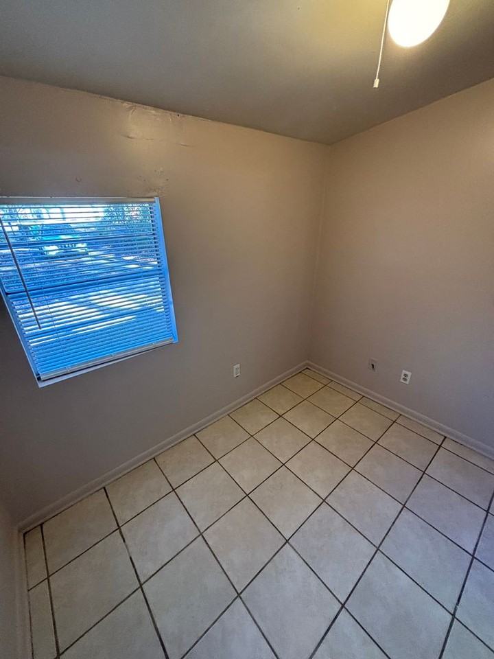 119 Hannon Mill Rd - Photo 6 of 8