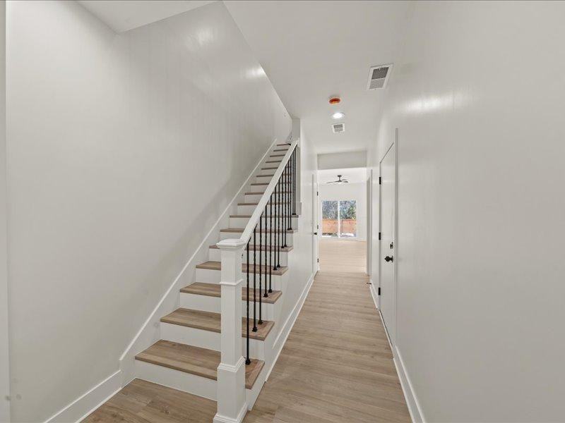 919 S Noland Rd - Photo 2 of 17