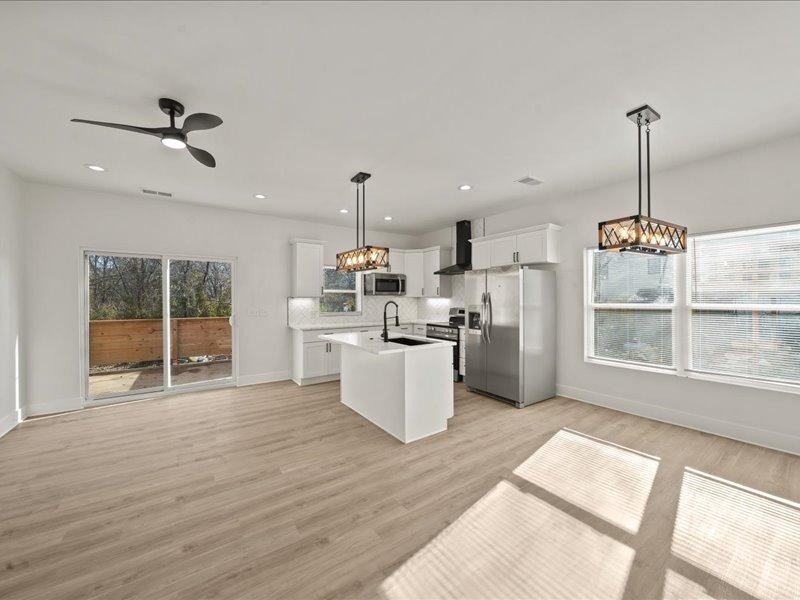 919 S Noland Rd - Photo 3 of 17