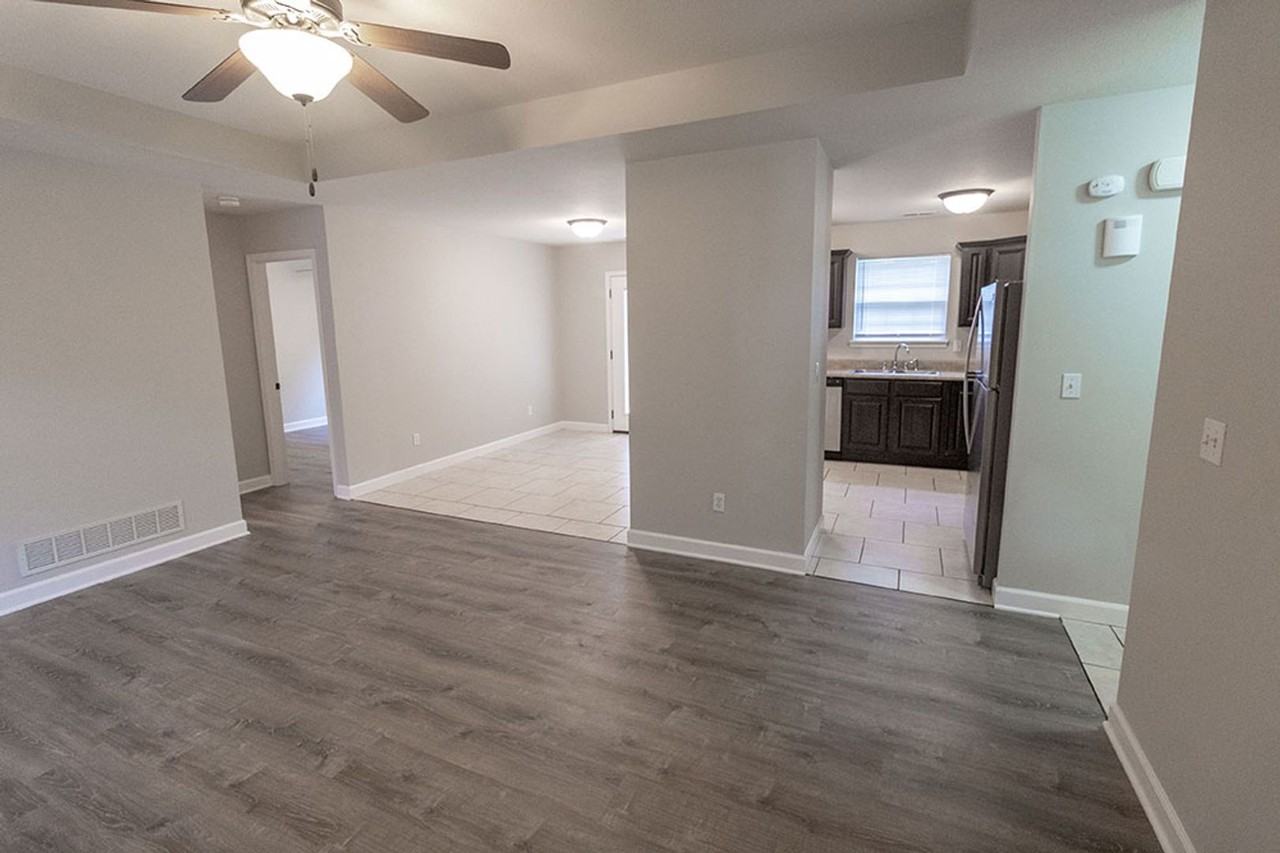 4705 Dehaven Dr - Photo 3 of 35