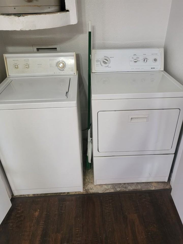 221 Kerby St #B - Photo 7 of 7