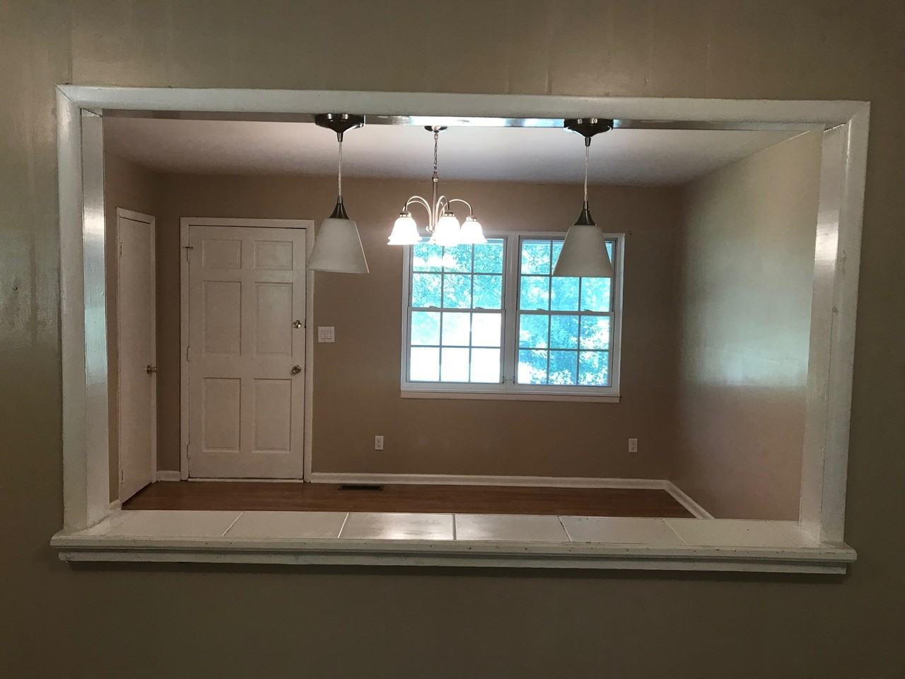 330 Monta Vista Rd - Photo 4 of 17