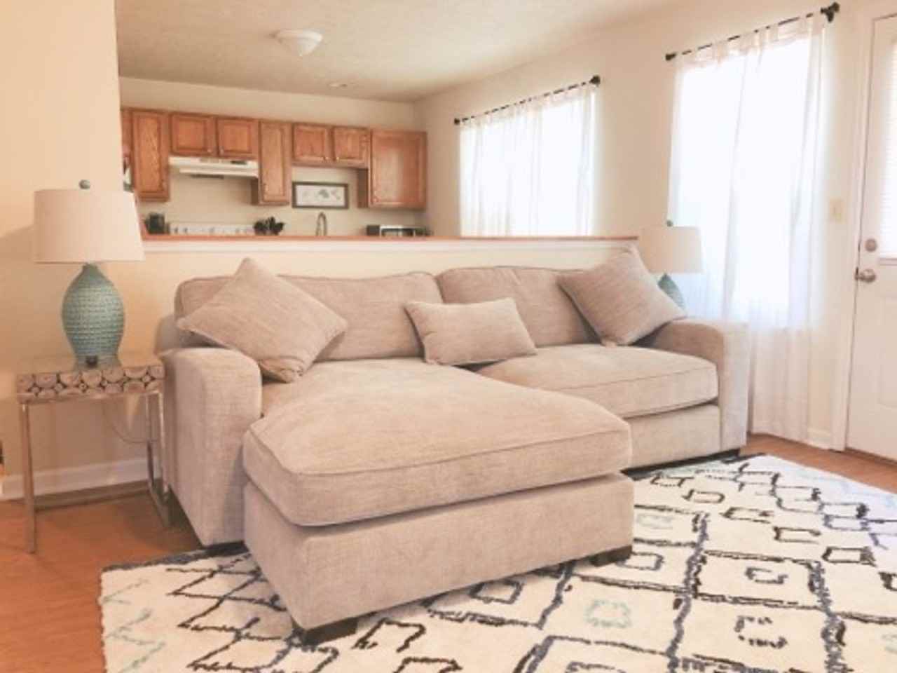 250 Overbrook Dr - Photo 4 of 14