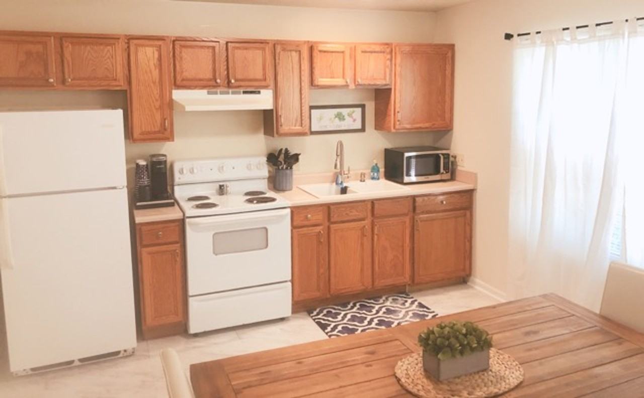 250 Overbrook Dr - Photo 5 of 14