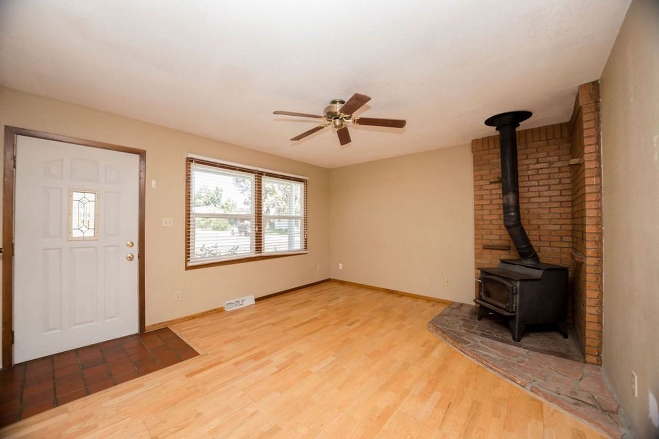 900 Kimball Rd - Photo 5 of 32