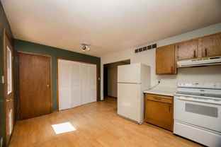 900 Kimball Rd - Photo 1 of 1