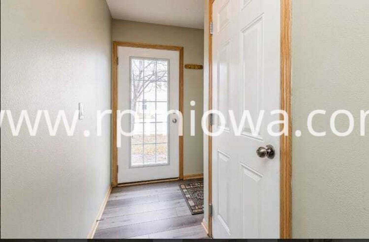 3204 Sw Sharmin Ln - Photo 2 of 15