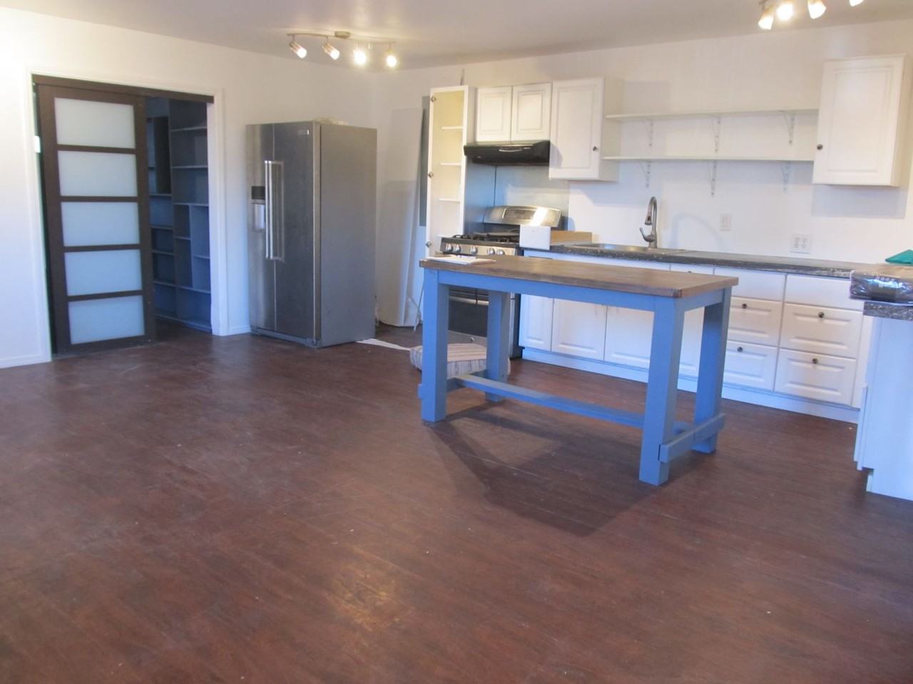 1003B Elm Ave - Photo 3 of 10