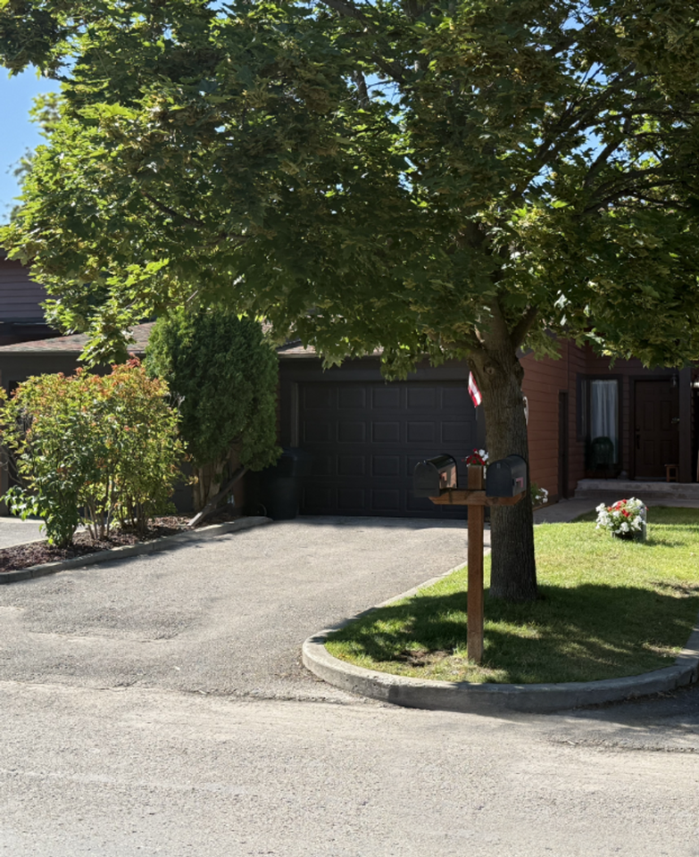 89 Hawthorn W - Photo 7 of 23