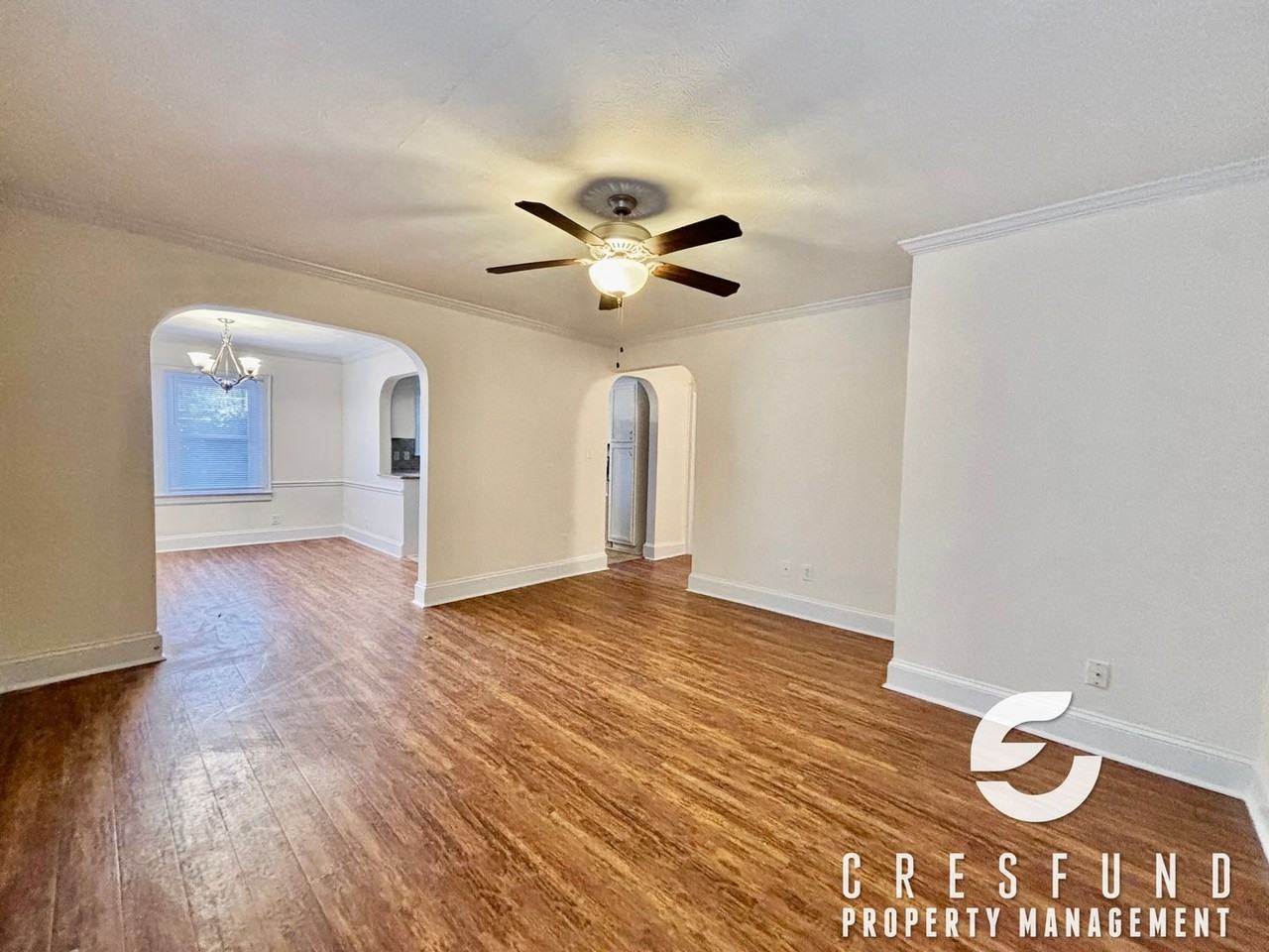 706 Glenville Ave - Photo 2 of 23