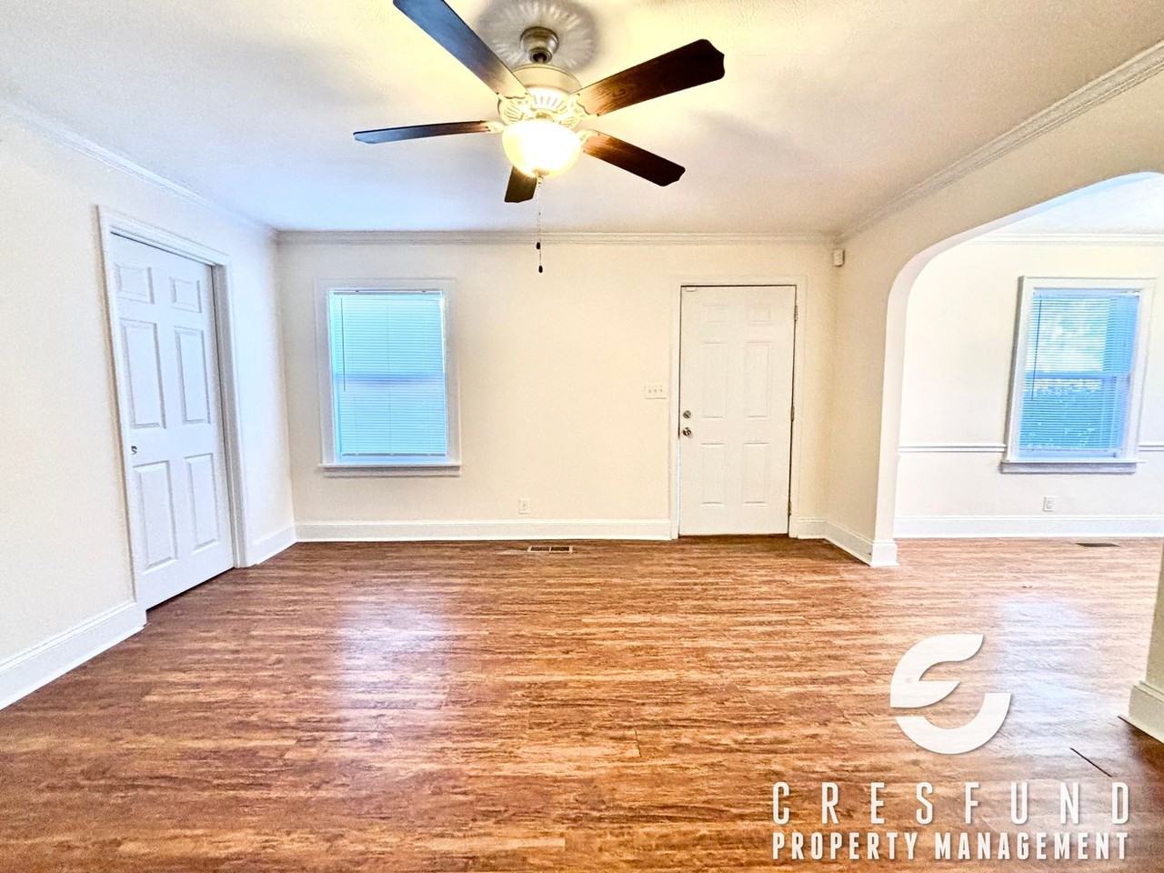 706 Glenville Ave - Photo 3 of 23