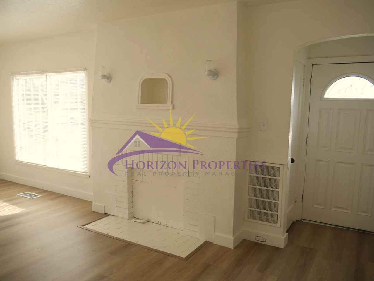 1615 Arcade Blvd - Photo 2 of 26