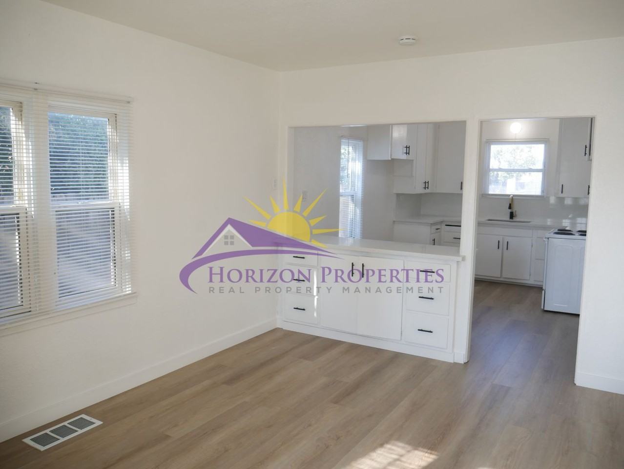 1615 Arcade Blvd - Photo 7 of 26