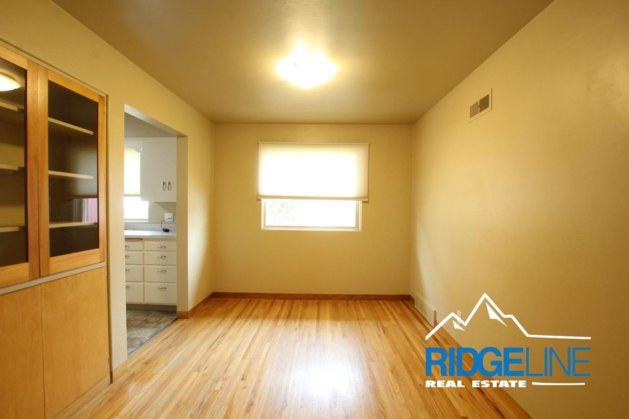 2105 9th Ave S - Photo 5 of 18