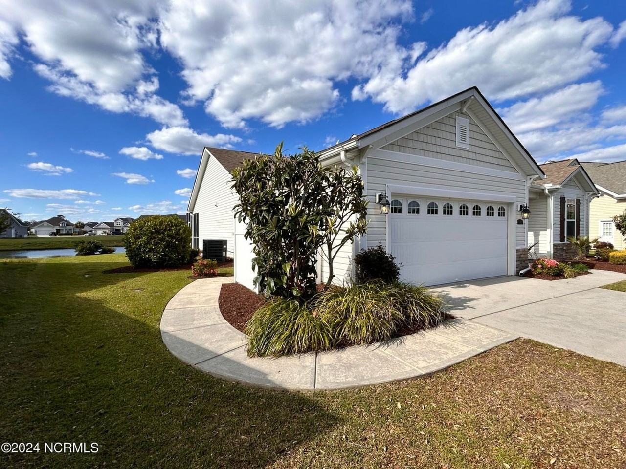 642 W Chatman Dr Nw - Photo 2 of 48