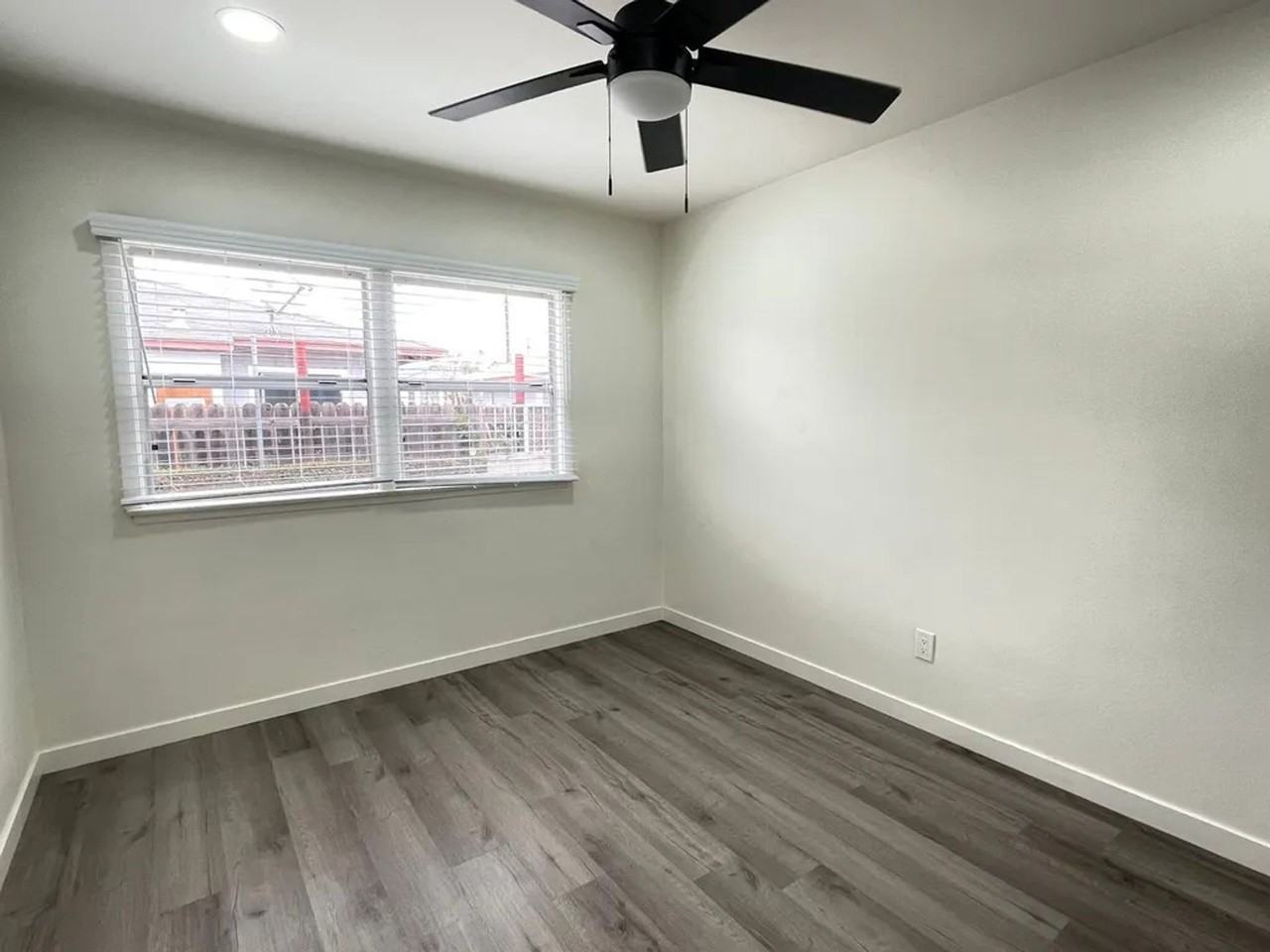 540-542 N 4th Street Montebello, CA 90640 - Photo 5 of 6