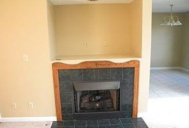 34 Genrose Dr - Photo 3 of 8