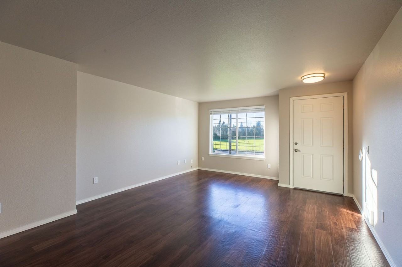 7503 67th Ave Ne #A - Photo 6 of 24