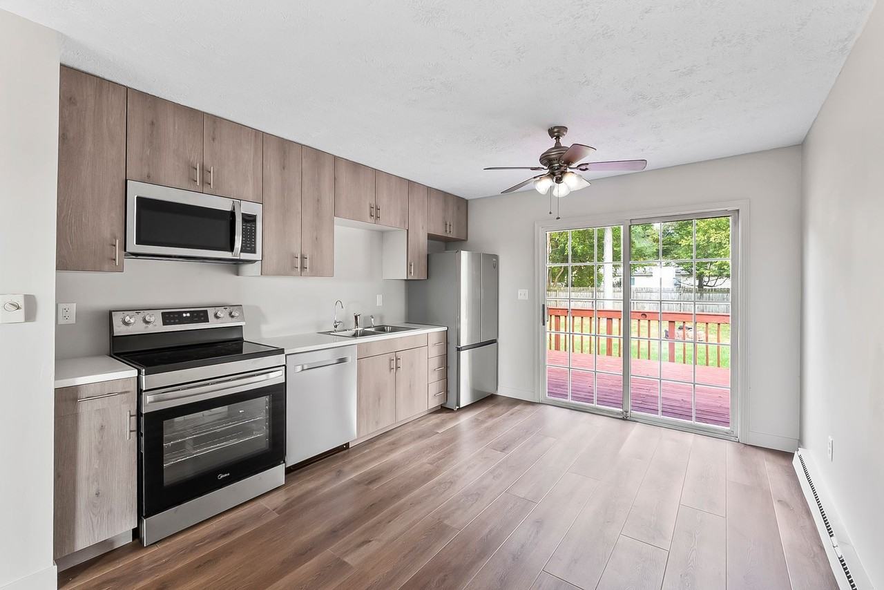 4600 N 250 E - Photo 6 of 26