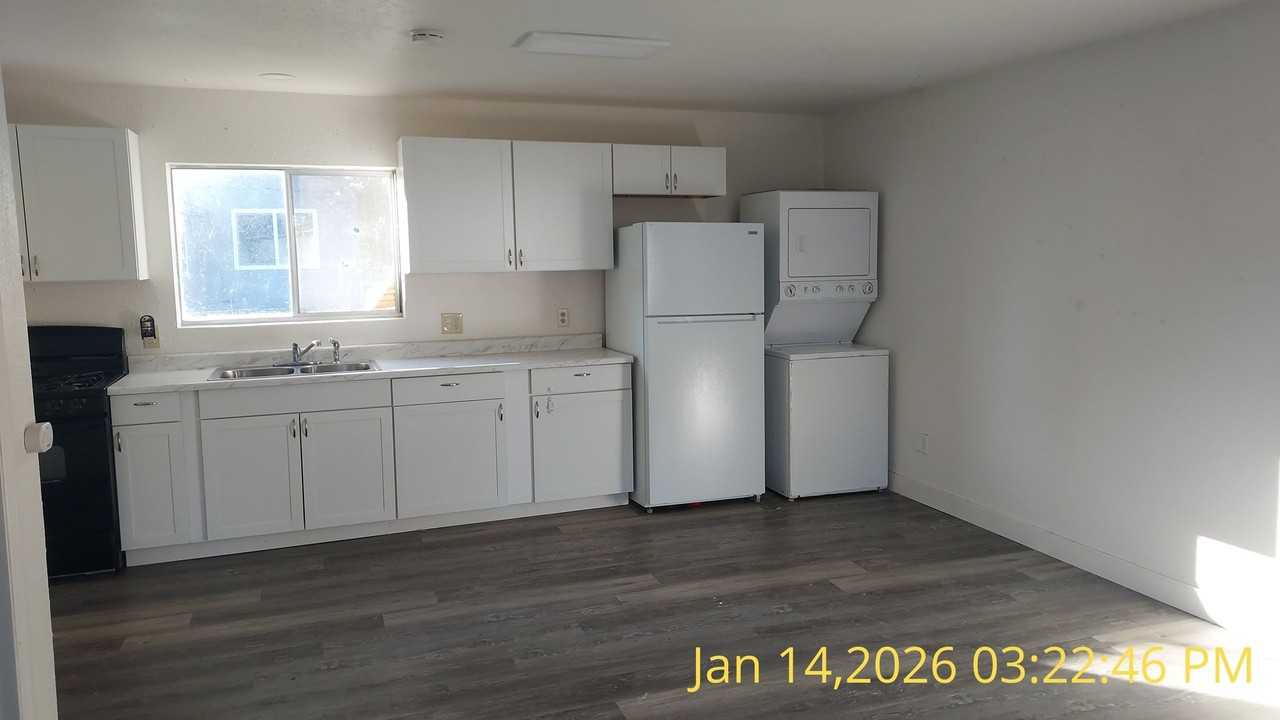 1888 Branstetter Ln - Photo 4 of 12