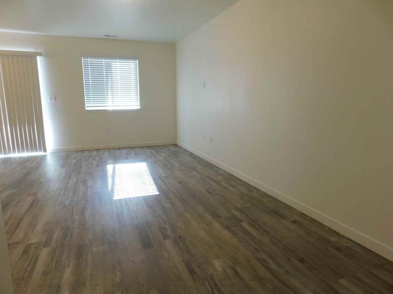 2357 Zion Canyon Ave #B - Photo 4 of 24