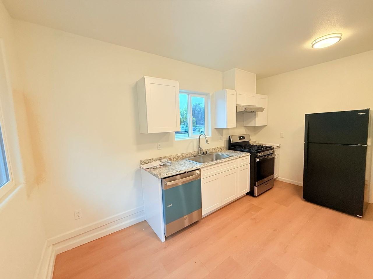 1132 Via Pavion - Photo 2 of 20