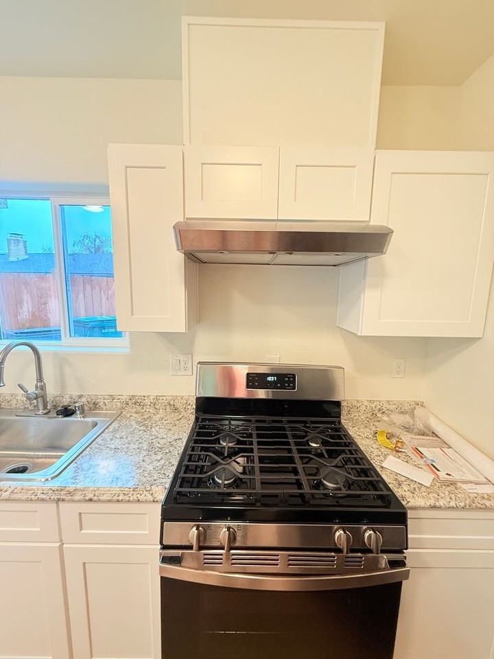 1132 Via Pavion - Photo 6 of 20