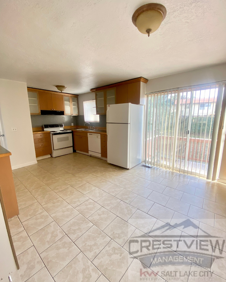 7929 W 3320 S - Photo 3 of 14