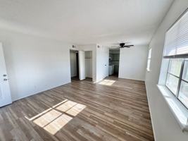 featured image of 1001 E Independence St