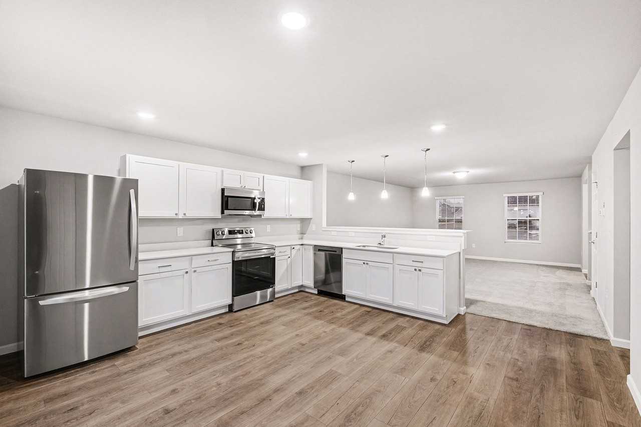 7396 Montego Bay St - Photo 4 of 22