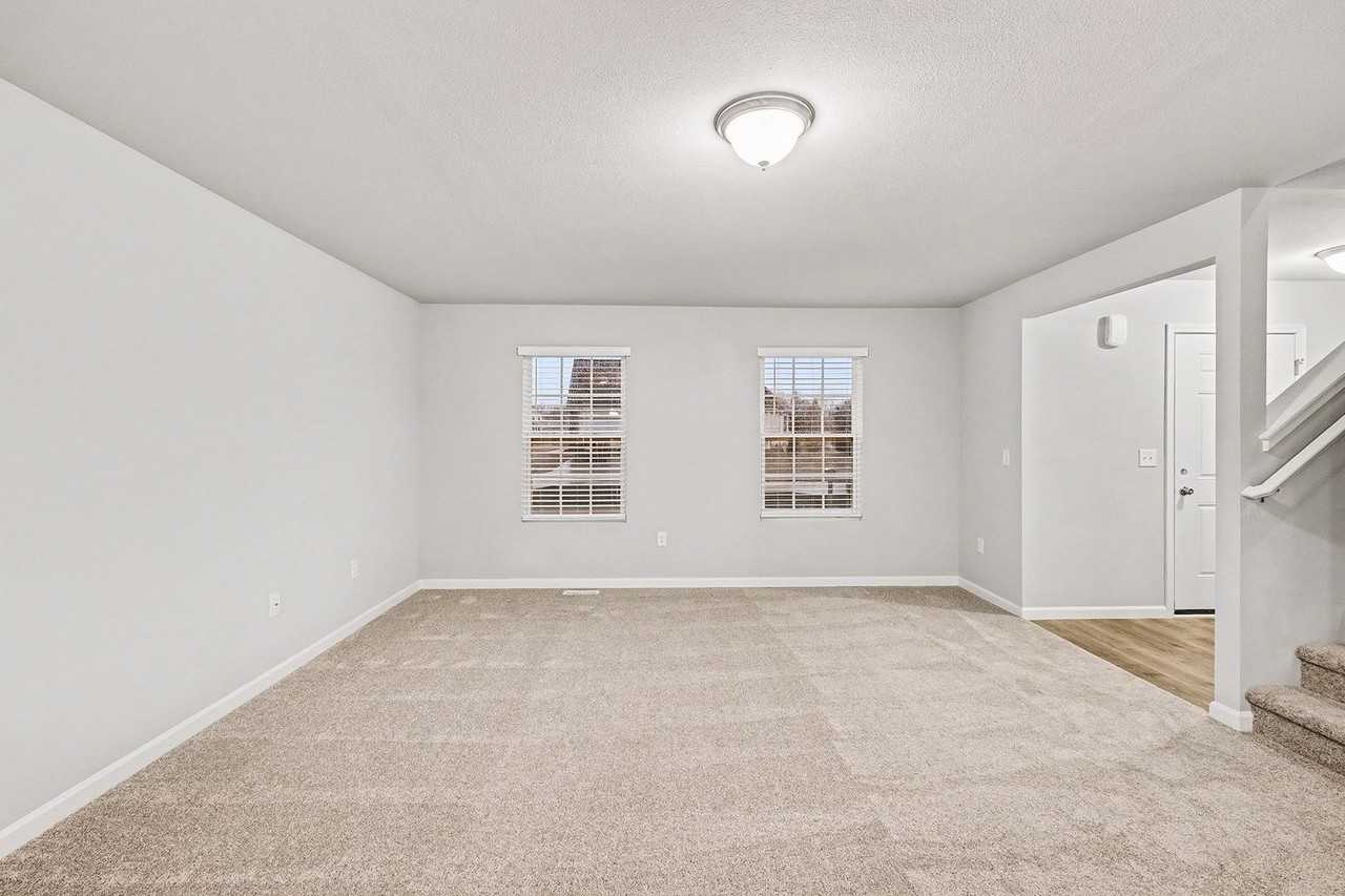 7396 Montego Bay St - Photo 7 of 22