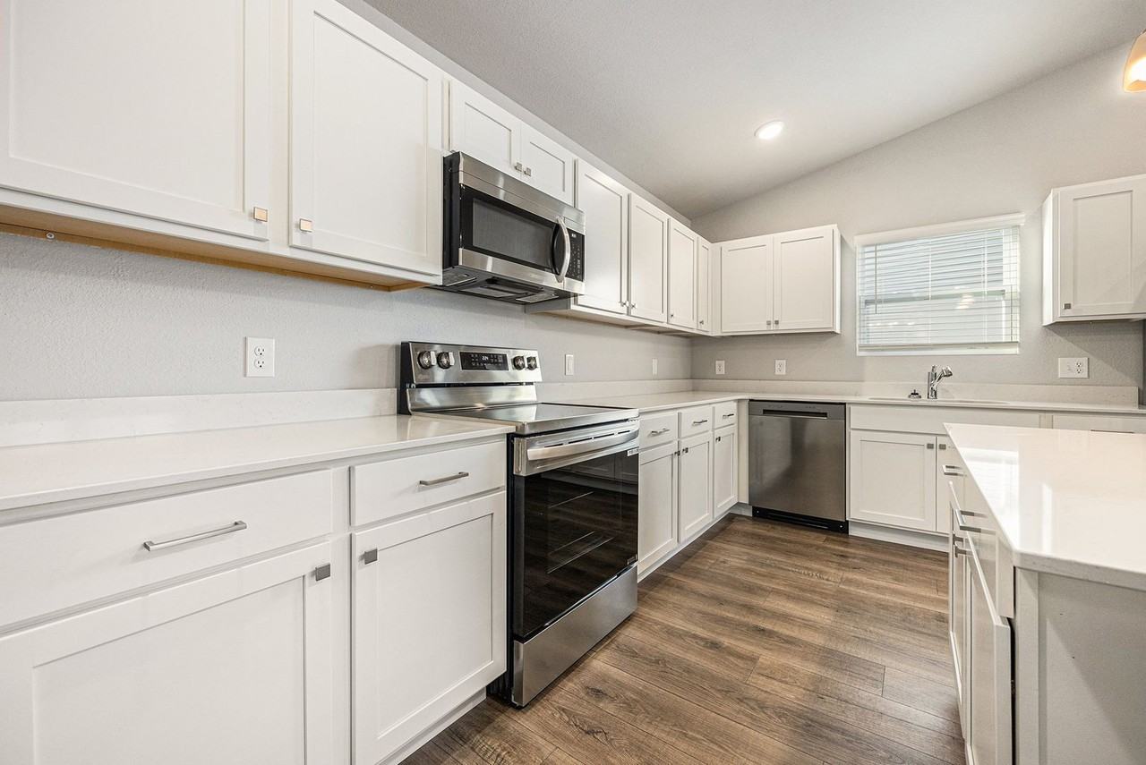 7363 Sessile Cir - Photo 4 of 22