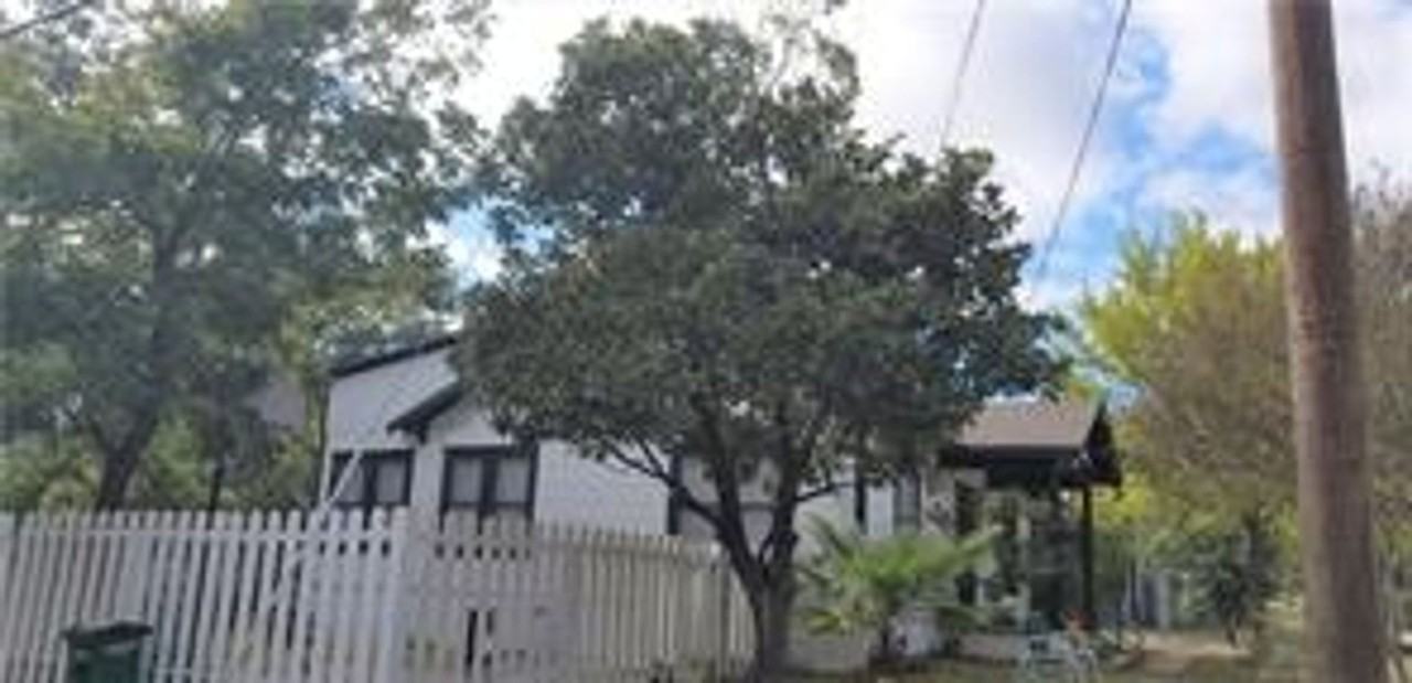 103 E 34th St - Photo 6 of 24