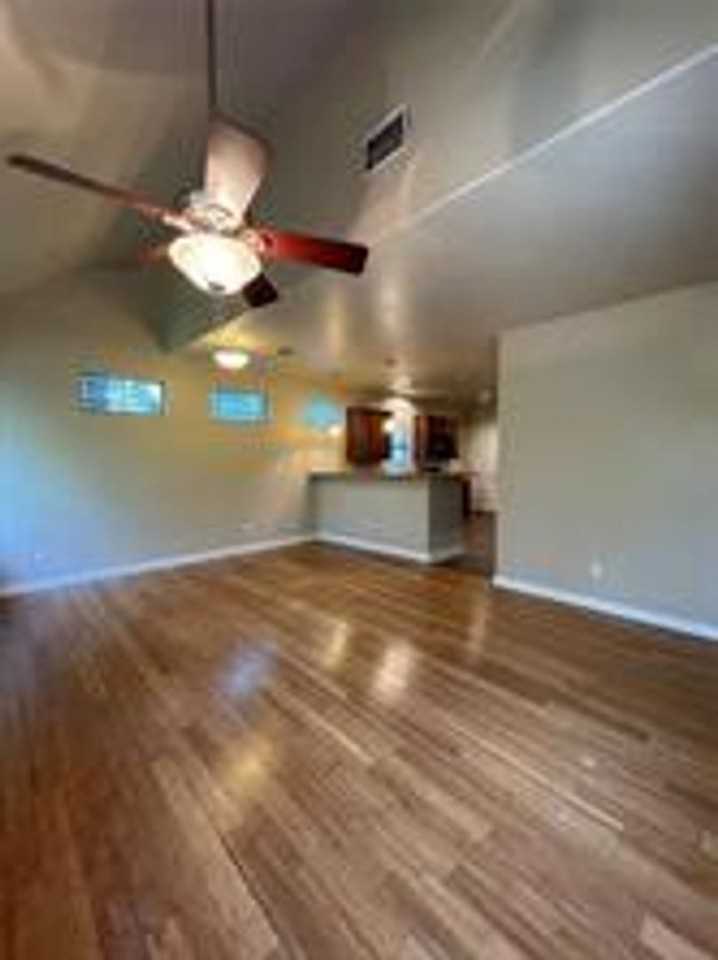 200 200 W North Loop  - #B - Photo 3 of 17