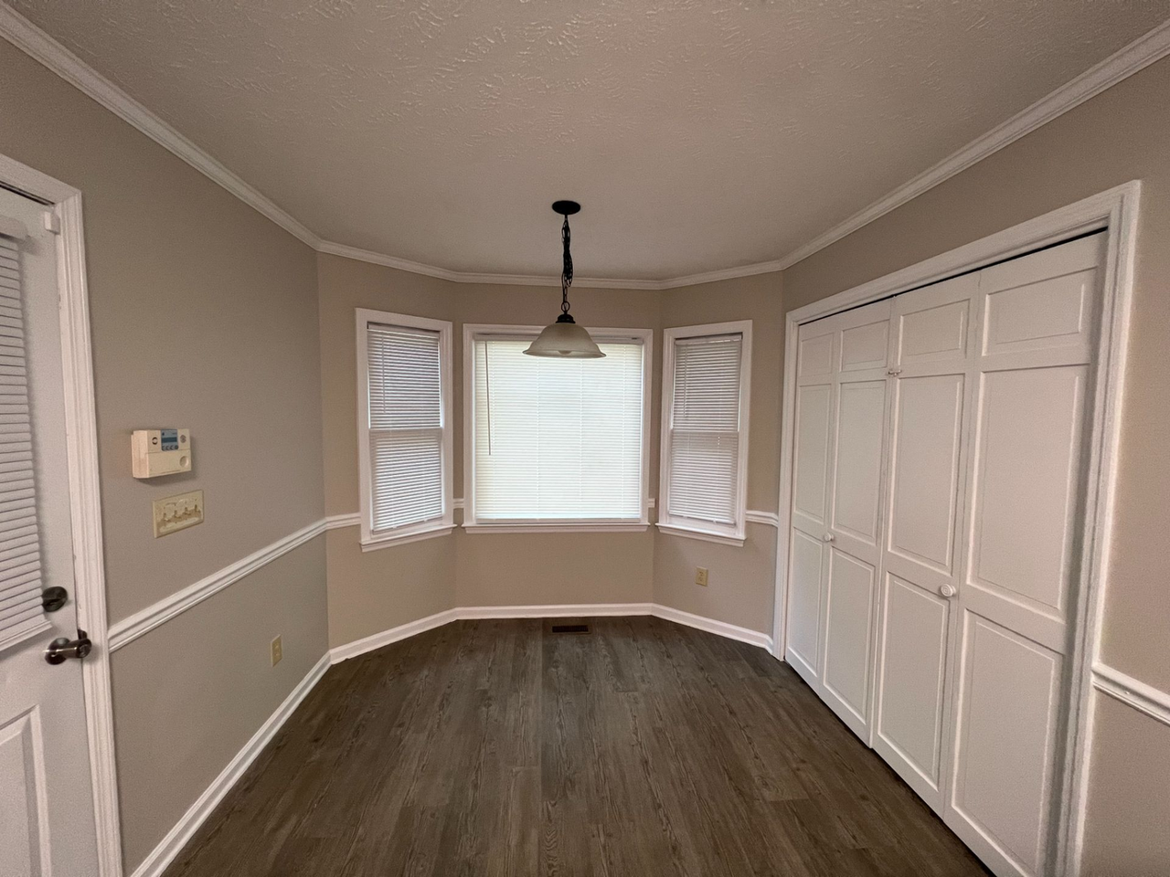 6837 Saint Julian Way - Photo 4 of 12