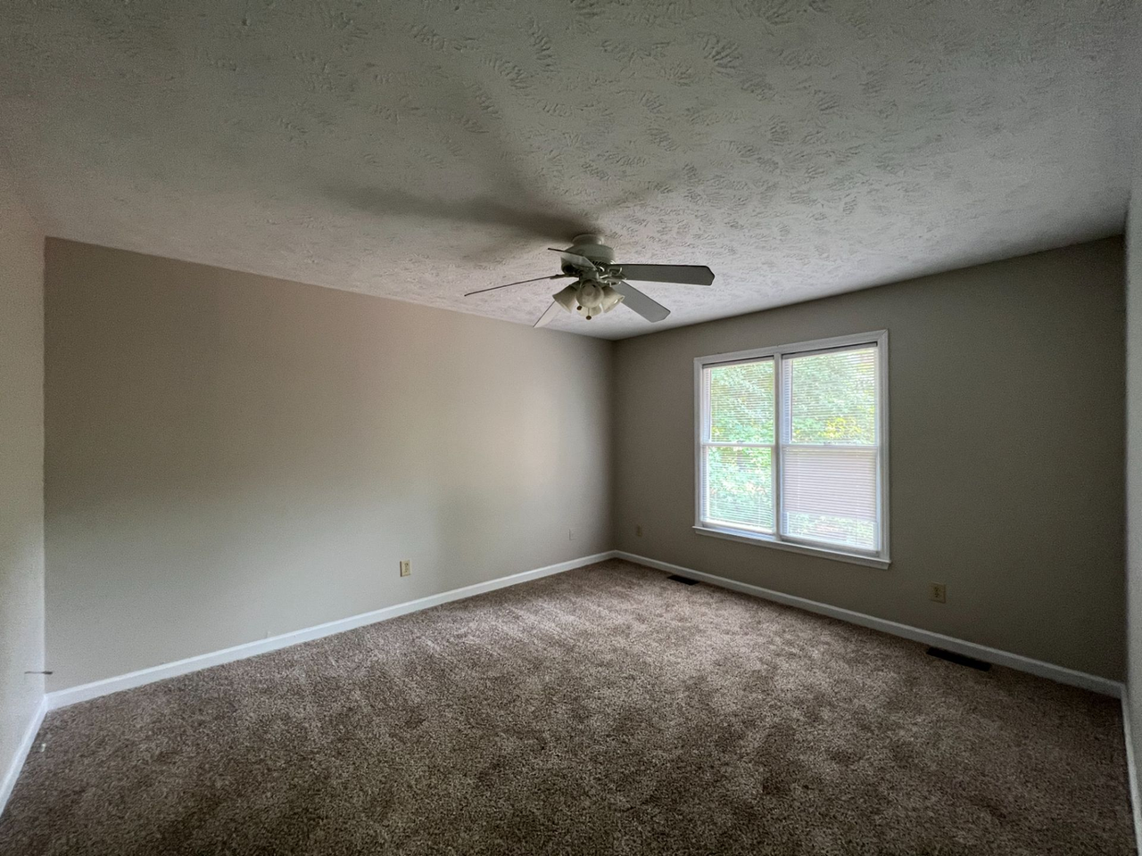 6837 Saint Julian Way - Photo 6 of 12